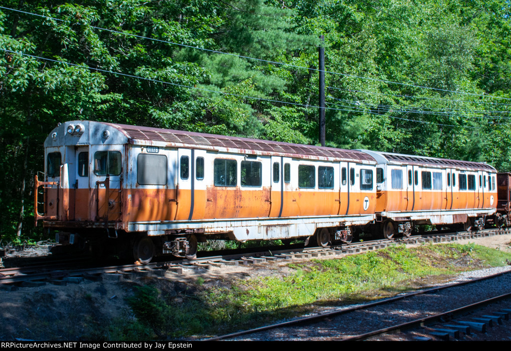 MBTA 01178 and 01179 rest at the end of the 1.5 "Interpretive Line"